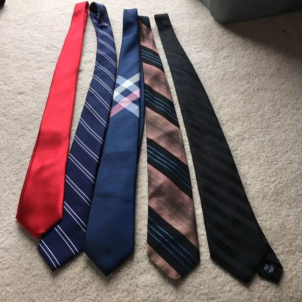 ❤️ CLOSET CLEAR OUT!! 🎉 Bundle of Five Men’s Ties